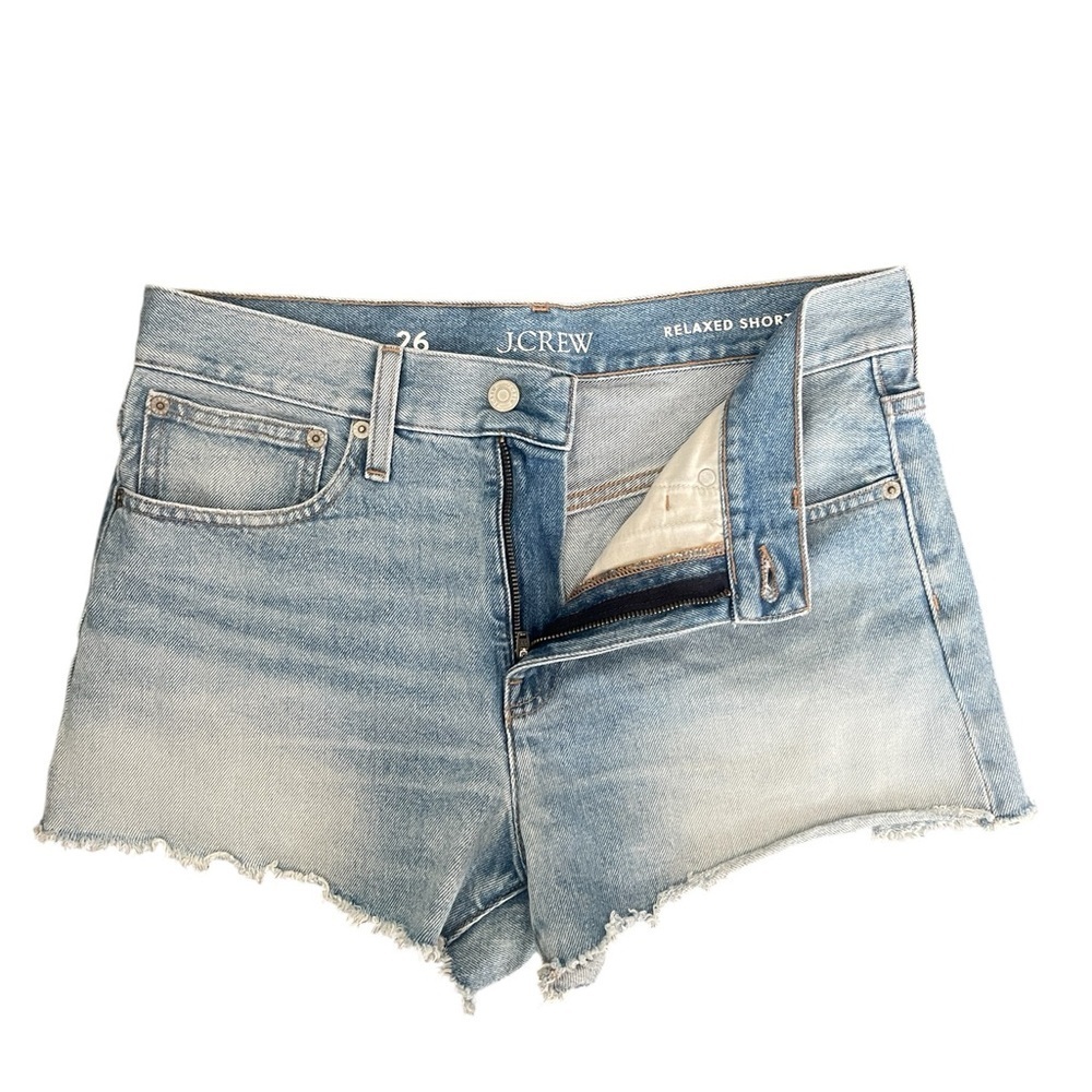 J.CREW relaxed fit light wash raw redressed hemline cotton short size 26 - Picture 1 of 4